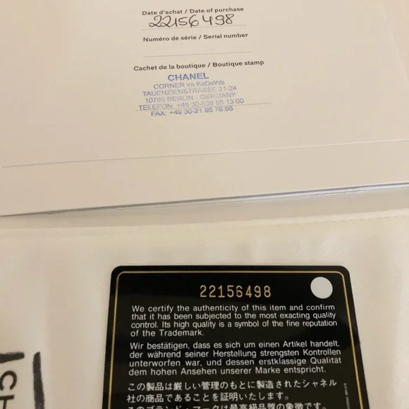 Classic and iconic Chanel reissue 2.55 in black calf leather. Like new condition - Picture 9 of 11